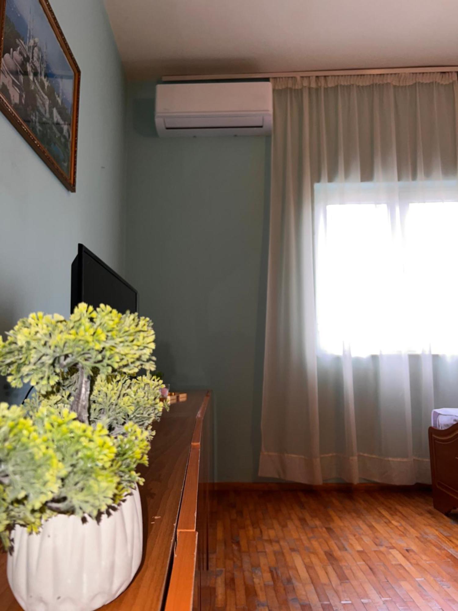 Apartment Private In Haxhialiu